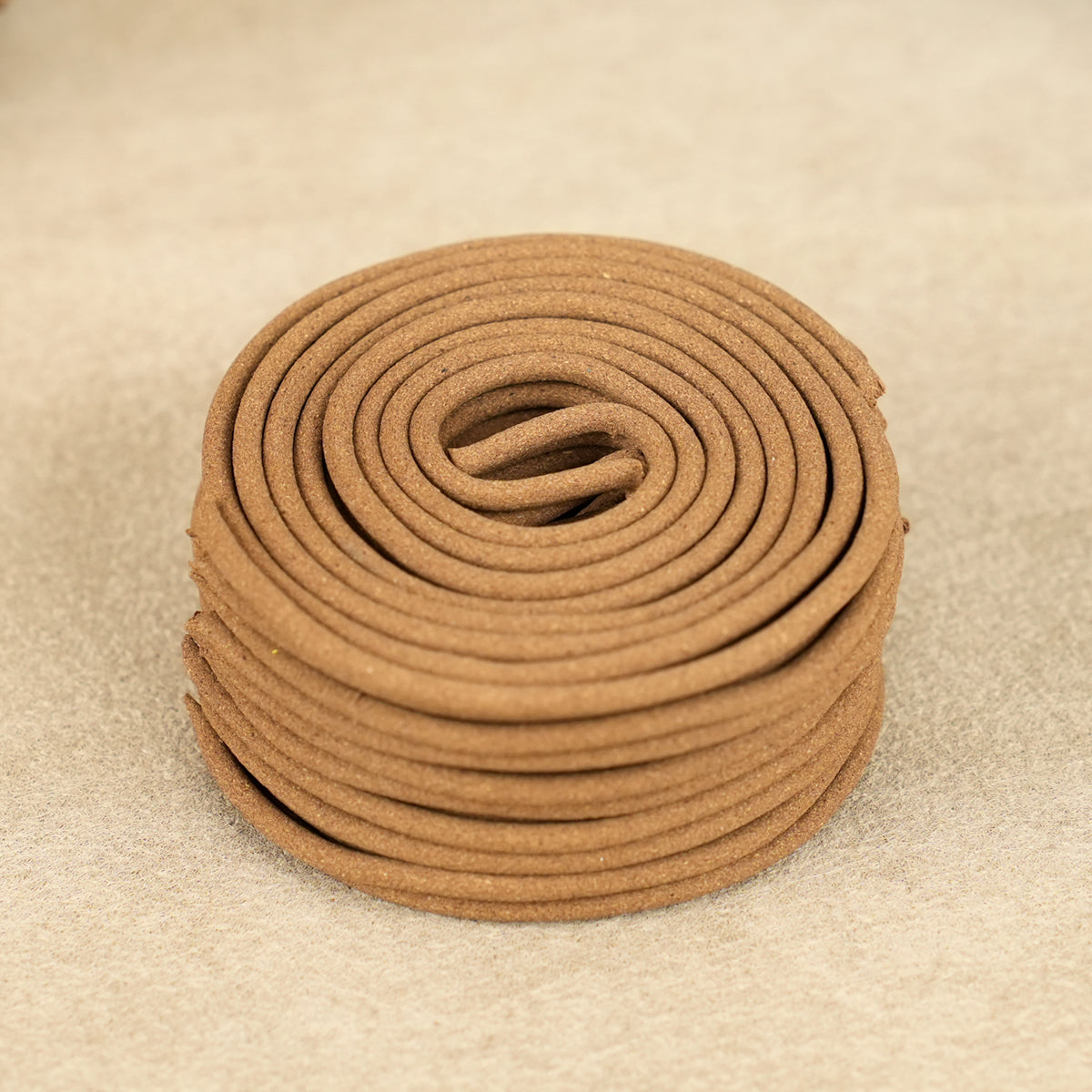 Hainan Red Soil Agarwood - Handcrafted Natural Aroma for Relaxation