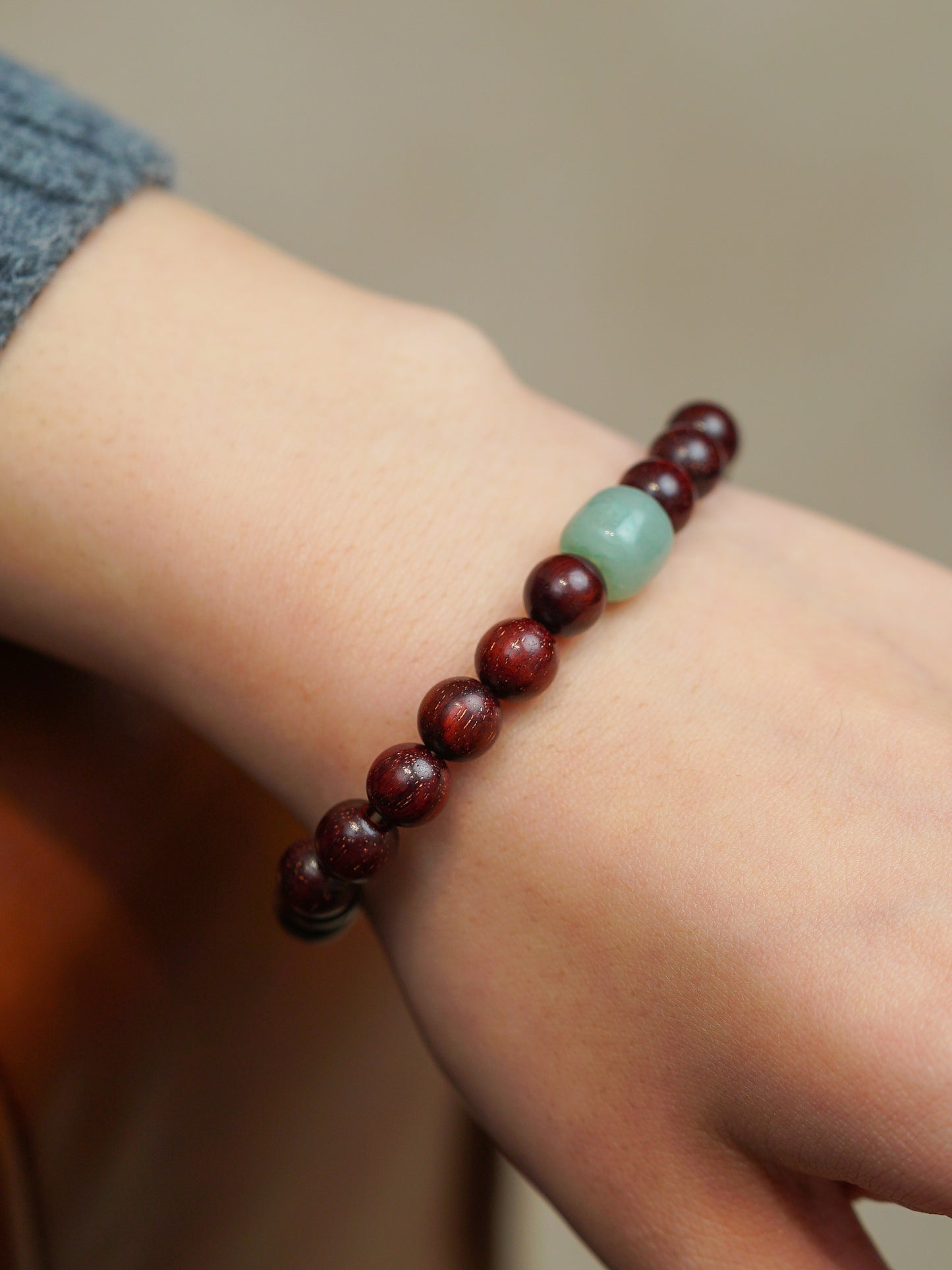 The Quiet Hearth: Rosewood Bracelet for Balance and Focus