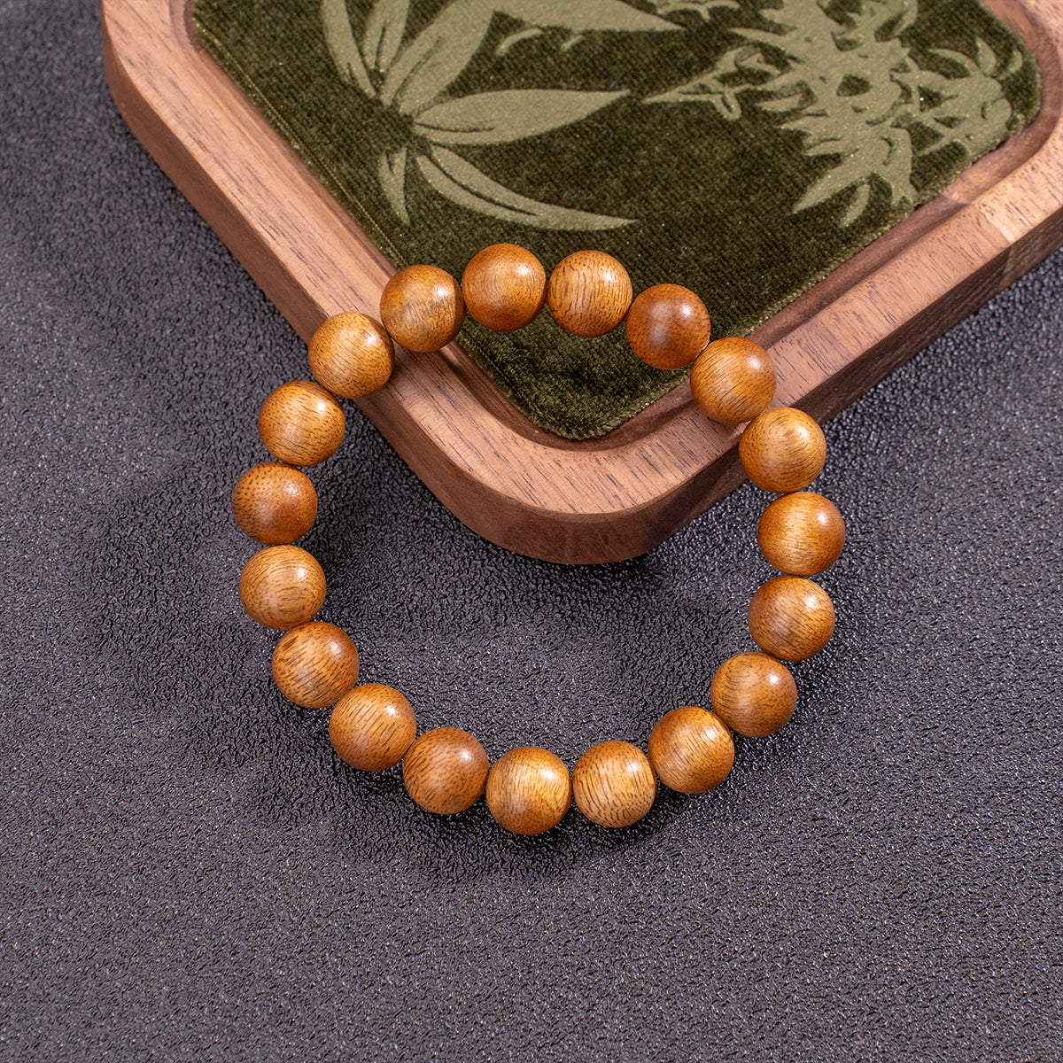 The Wood of the Gods Agarwood for steady focus