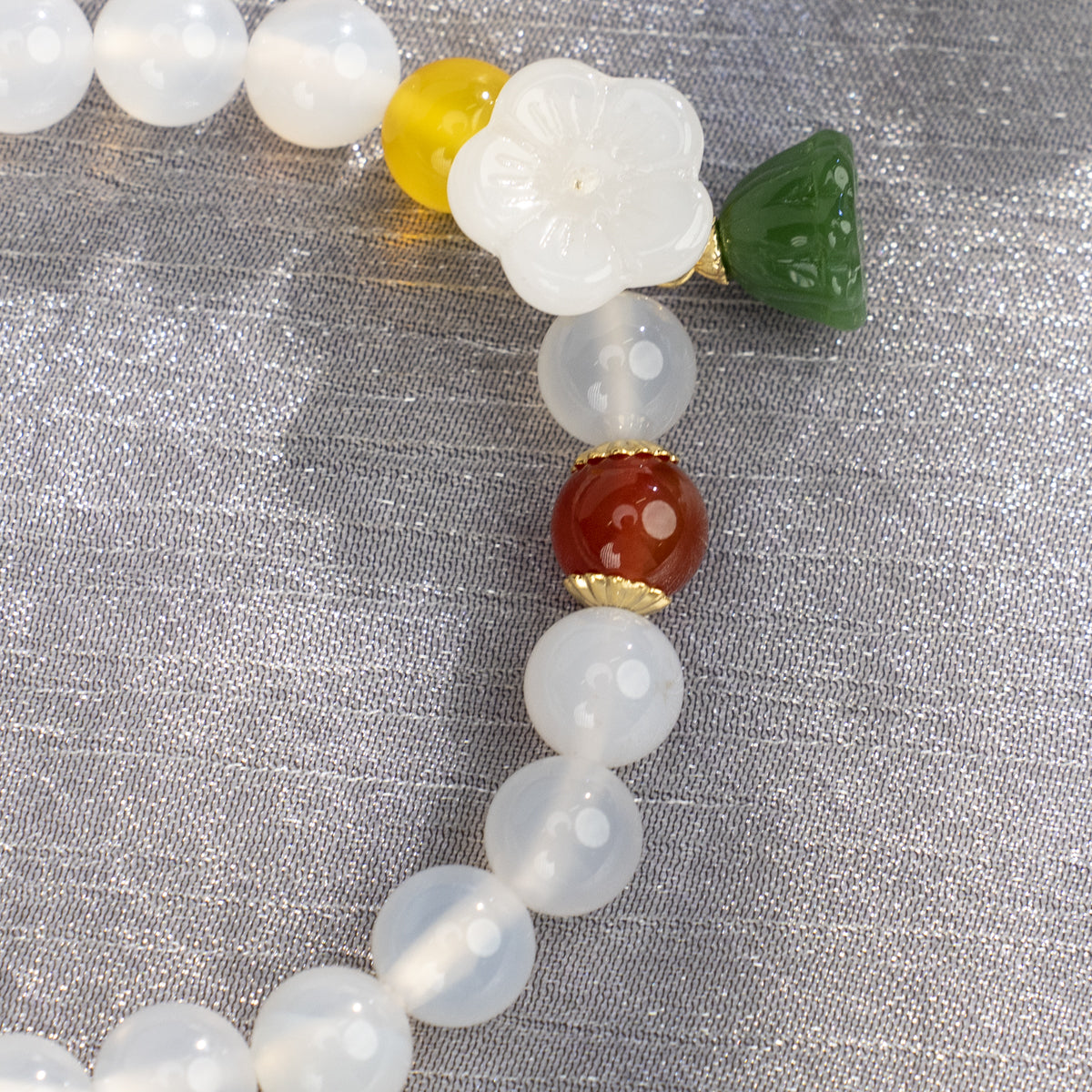 White Agate Bracelet — Calming Clarity & Everyday Balance
