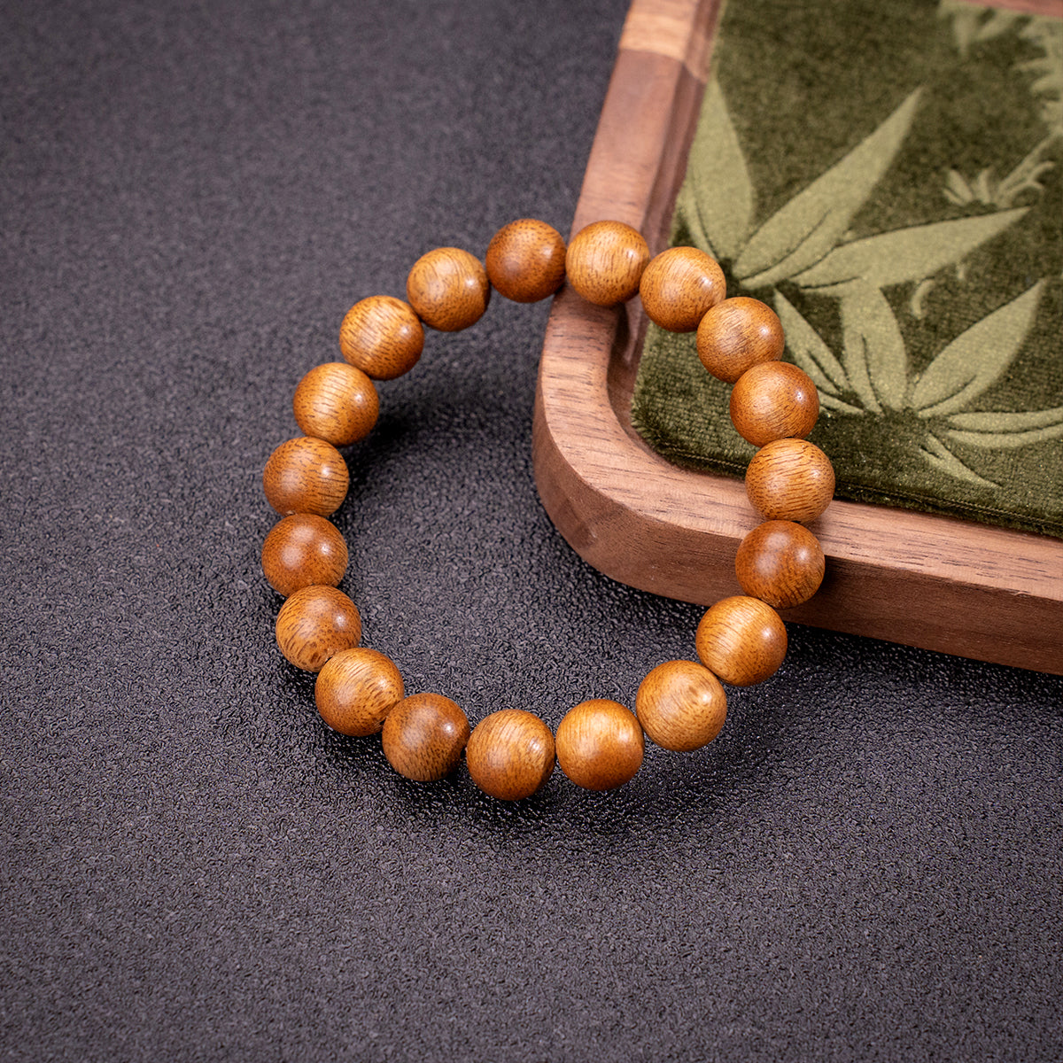 The Wood of the Gods Agarwood for steady focus