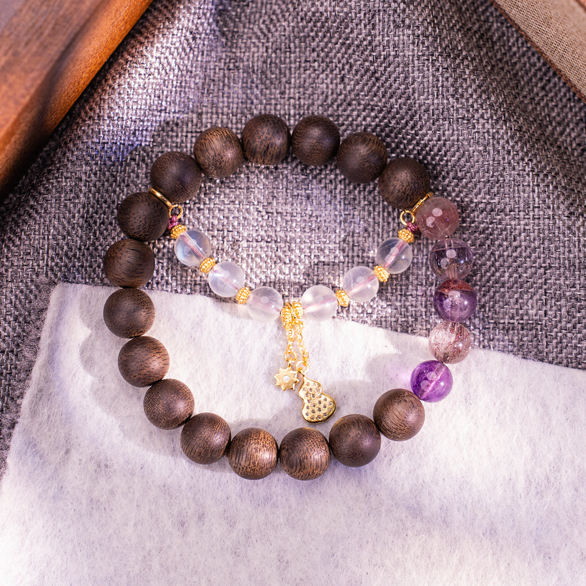 Agarwood & Crystal Bracelet Calm Compass Agarwood Crystal for attract luck