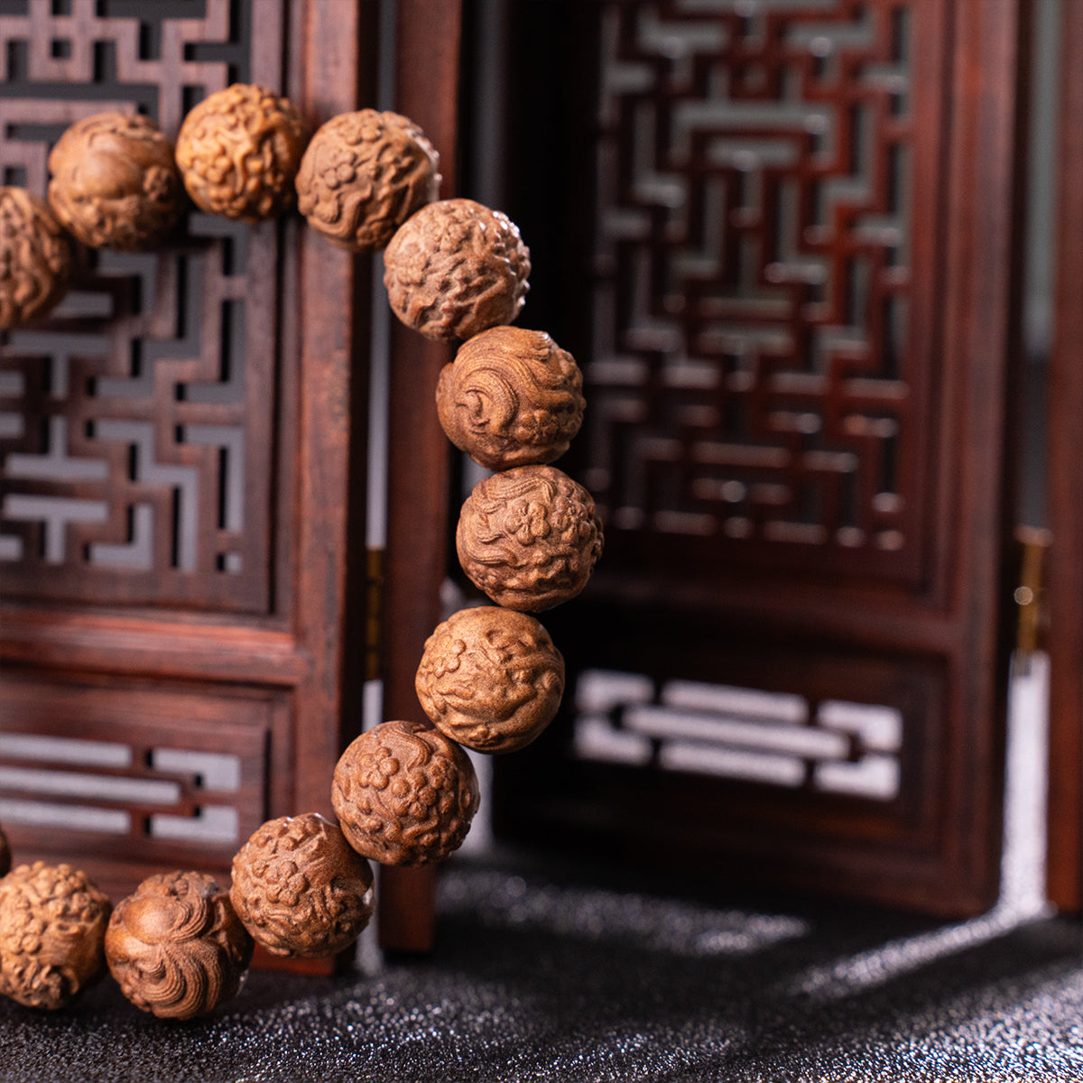 Mindful Balance A Sandalwood Bracelet Sandalwood for emotional healing