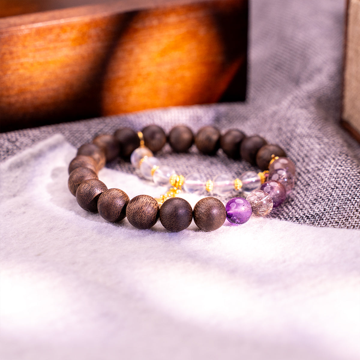 Agarwood & Crystal Bracelet Calm Compass Agarwood Crystal for attract luck