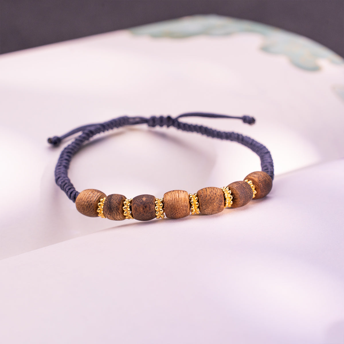 Wrist talisman a Agarwood piece for steady focus, calm and personal growth