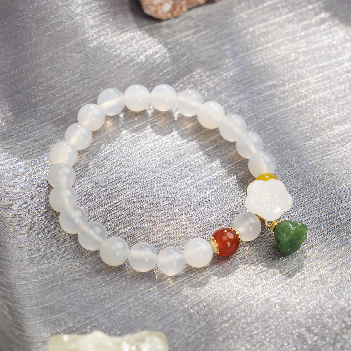 White Agate Bracelet — Calming Clarity & Everyday Balance