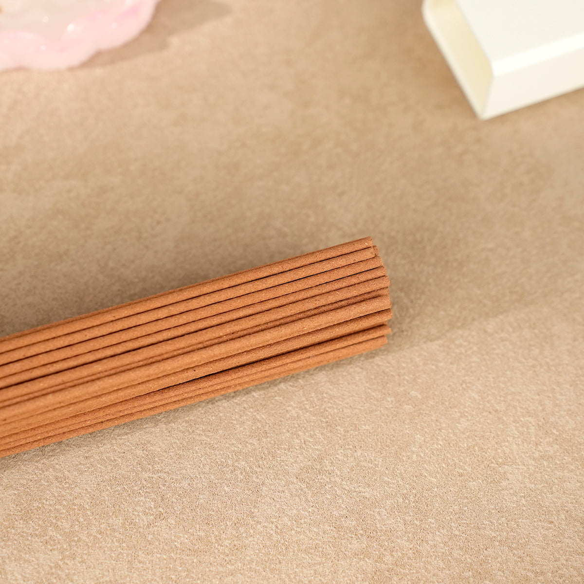 VerdantStrand Handcrafted Xuezhong Chunxin Incense Sticks - 30g