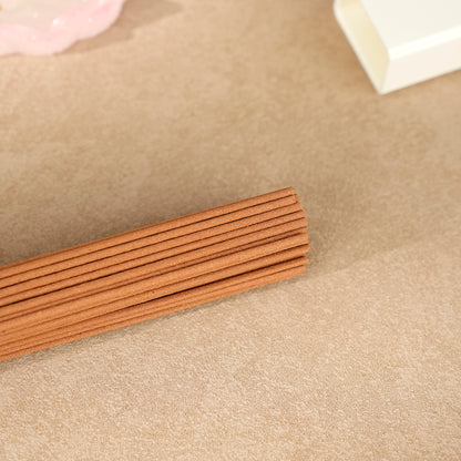 VerdantStrand Handcrafted Xuezhong Chunxin Incense Sticks - 30g