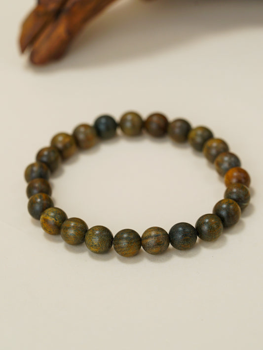 The Quiet Hearth: Rosewood Bracelet for Balance and Focus