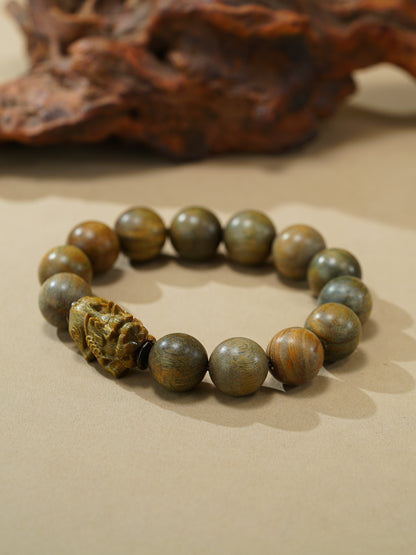 VerdantStrand Green Sandalwood & Pixiu Amulet Bracelet