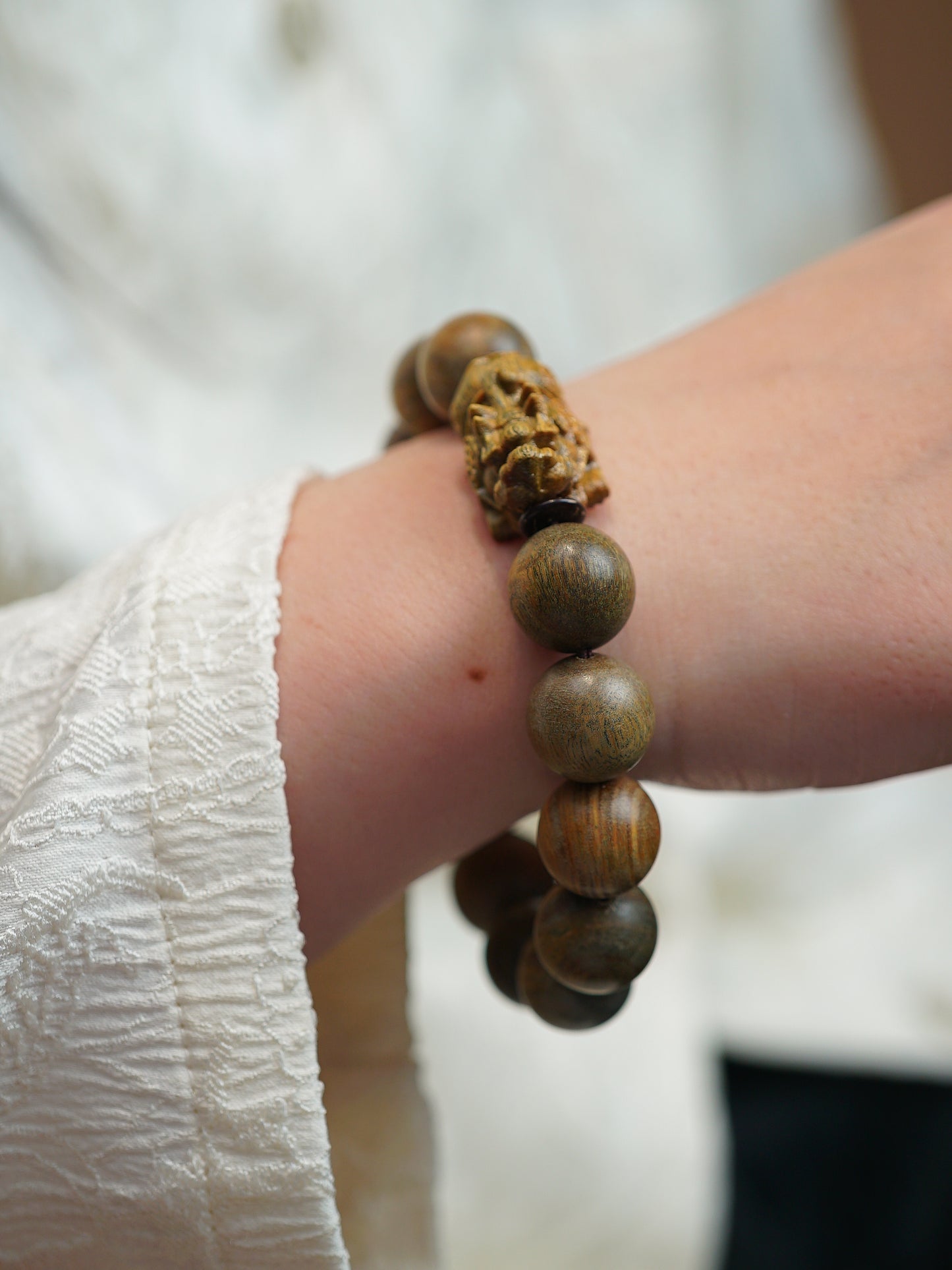VerdantStrand Green Sandalwood & Pixiu Amulet Bracelet